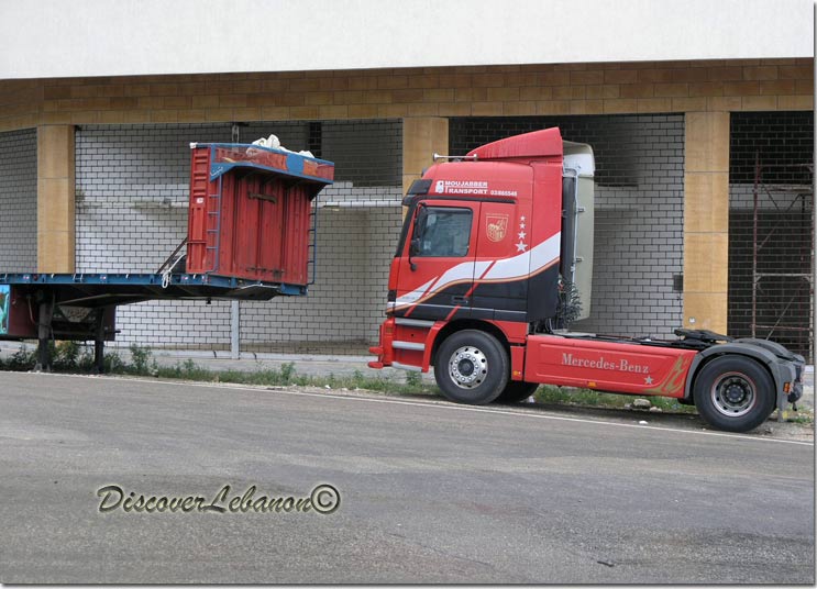 Heavy trucks Byblos