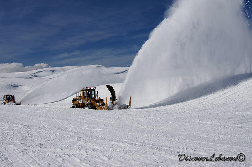 Machinery and snow Kfardebian