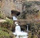 Afqa waterfall