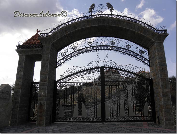 Entrance Villa in Fdar