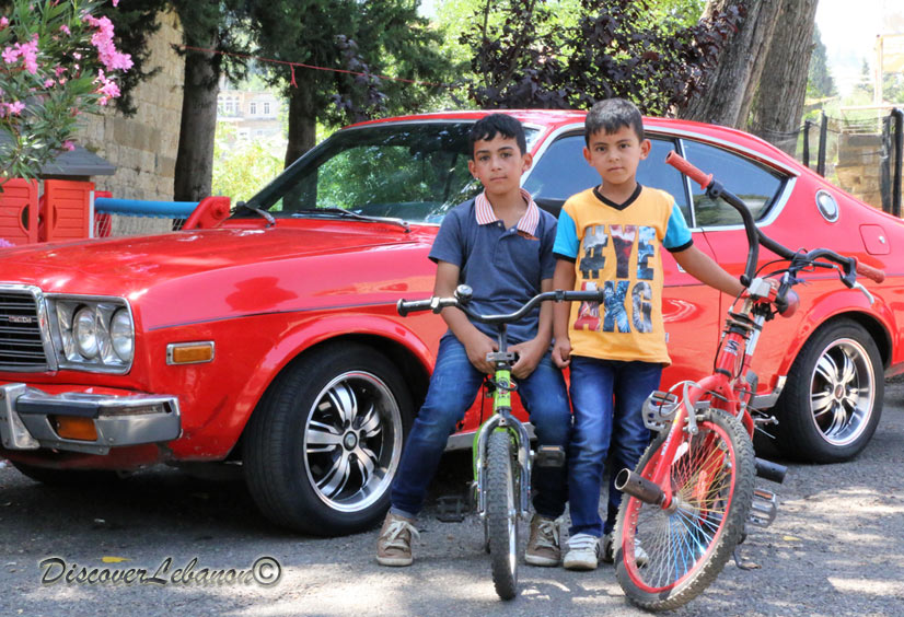 Kids in Hammana