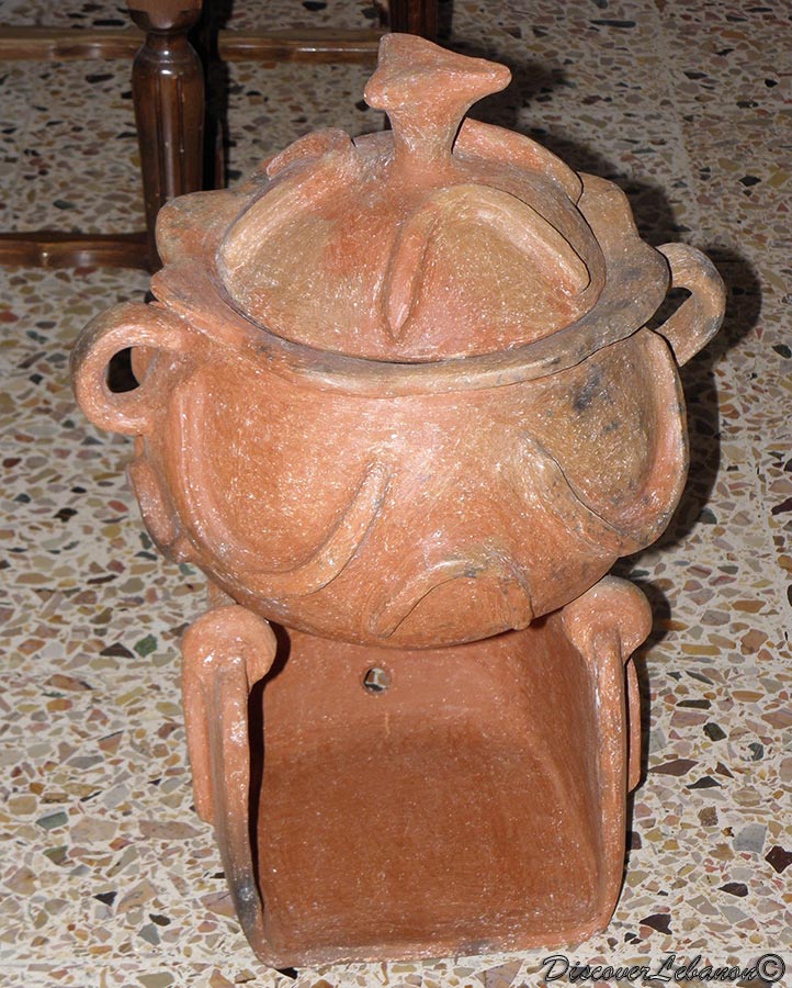 Assia Pottery